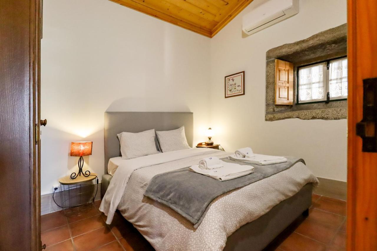 Casa Largo Do Porto - Country House With Swimming Pool Viana do Castelo Luaran gambar