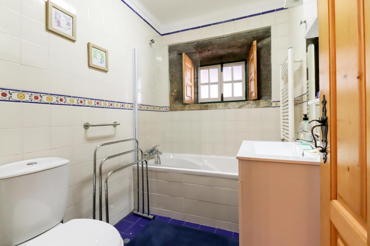 Casa Largo Do Porto - Country House With Swimming Pool Viana do Castelo Luaran gambar